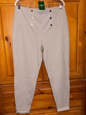 HALARA High-Rise women's Chinos with Gold Button Detail, Size XL in Moonbeam